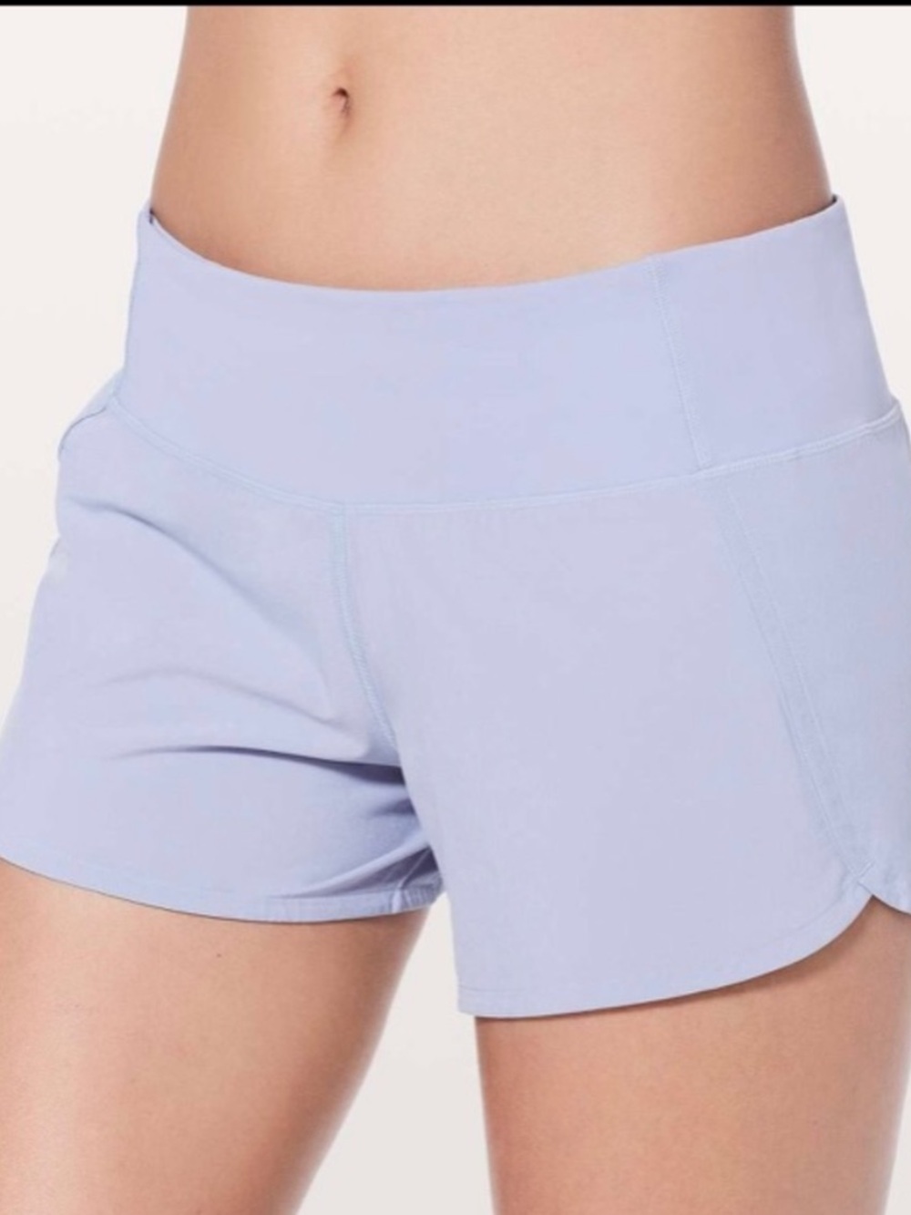 Women’s Sz. 6 Lululemon Speed Up Short - low rise - 2.5” - Pastel Blue Purple